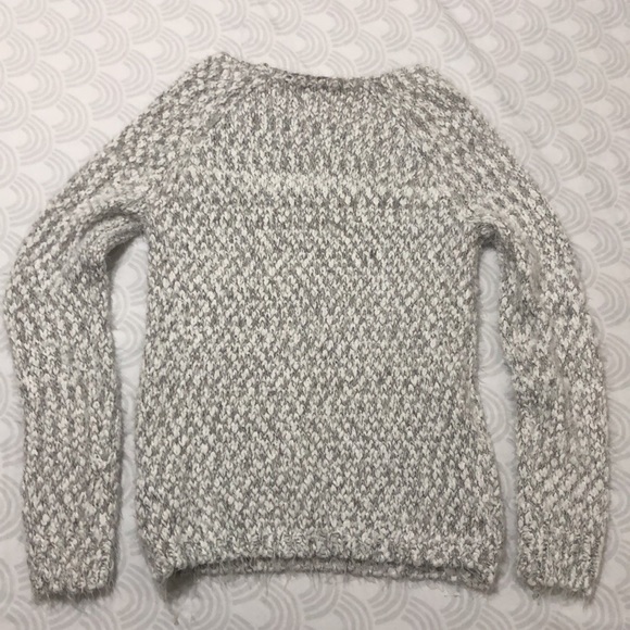 Buffalo fuzzy grey&white sweater. - Picture 4 of 4